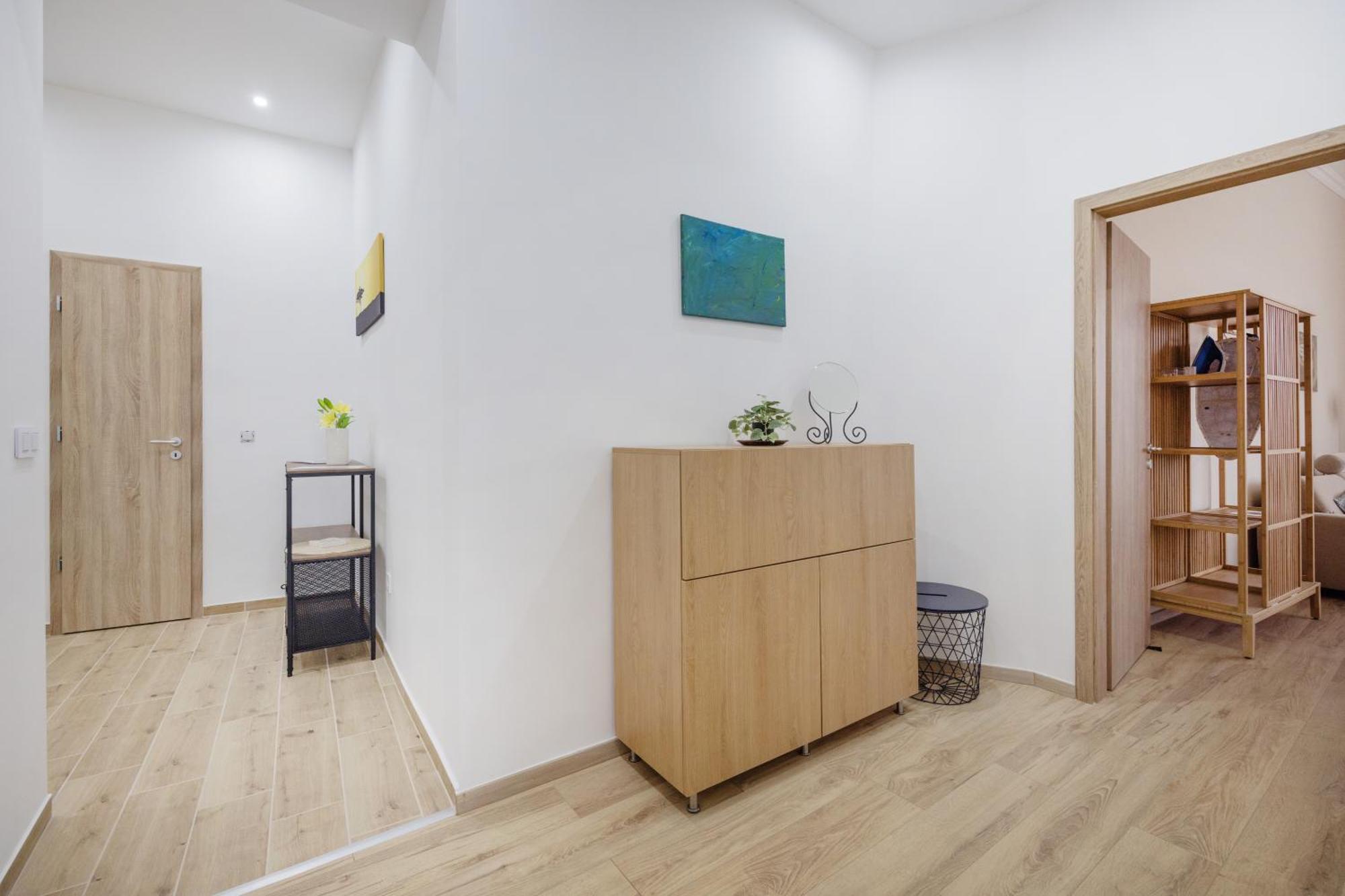 Spacious With 2 Bedrooms In Buda 2a Apartamento *