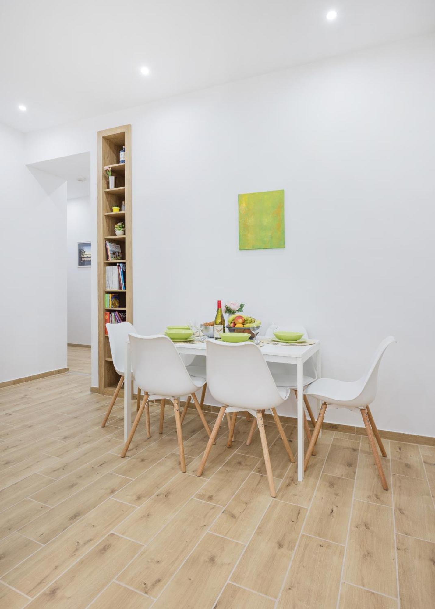 Spacious With 2 Bedrooms In Buda 2a