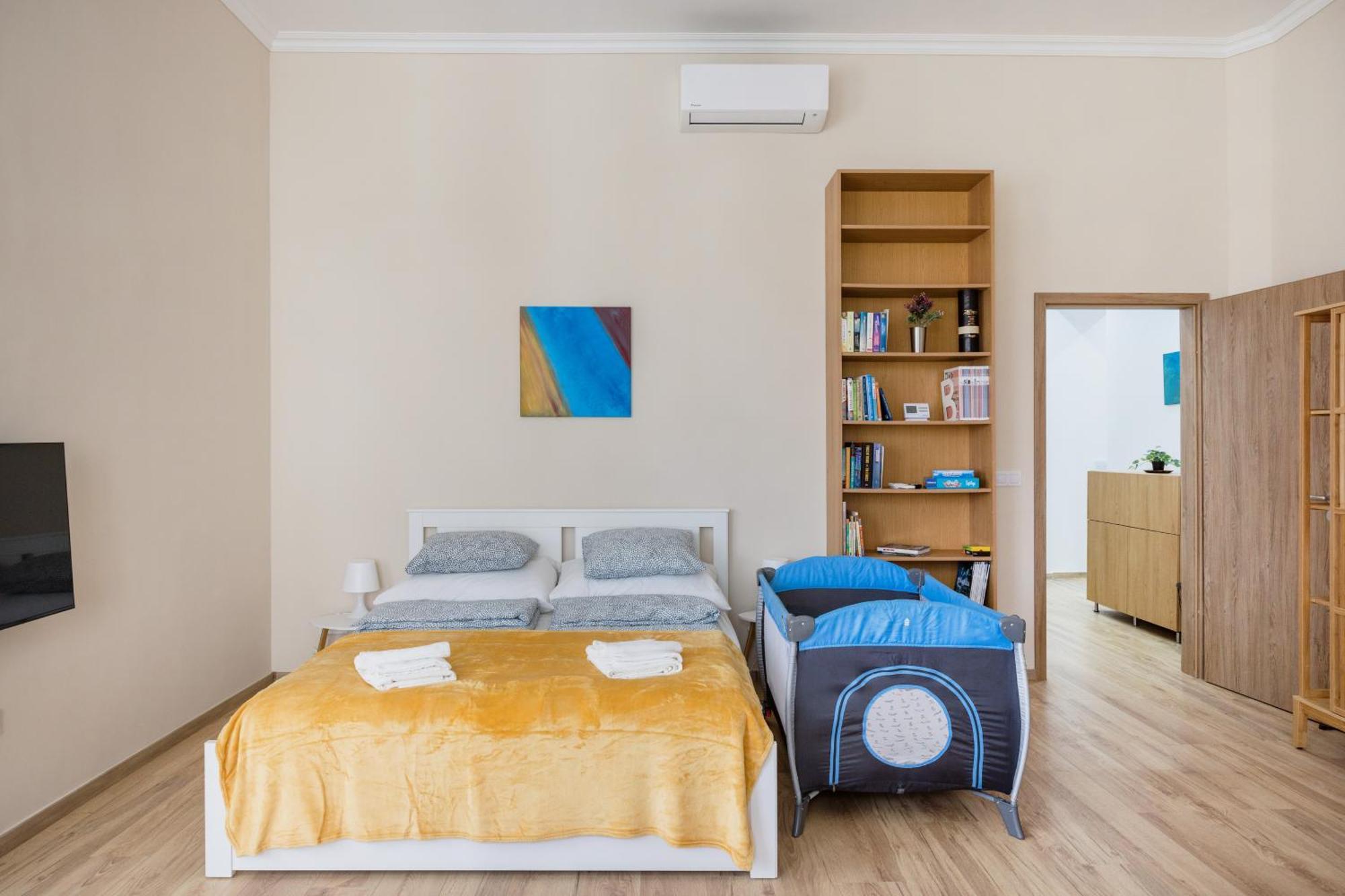 Apartamento Spacious With 2 Bedrooms In Buda 2a *