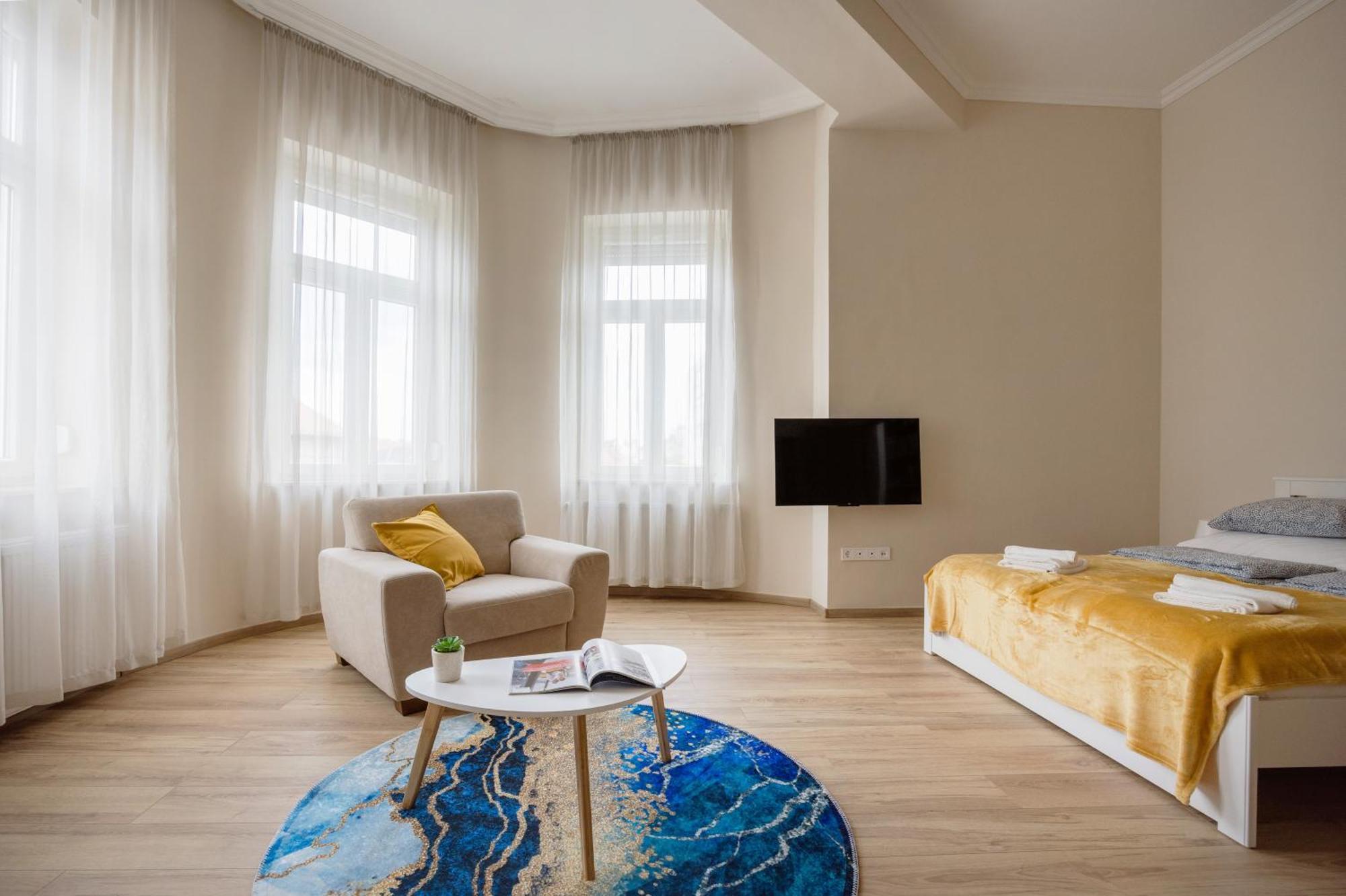 Spacious With 2 Bedrooms In Buda 2a Budapest